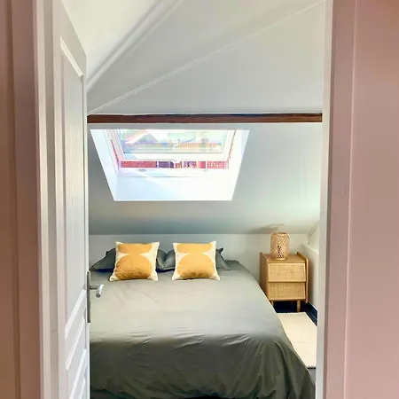 Maisonnette -2ch - 4p - Parking Privé - Sous Les Toits De