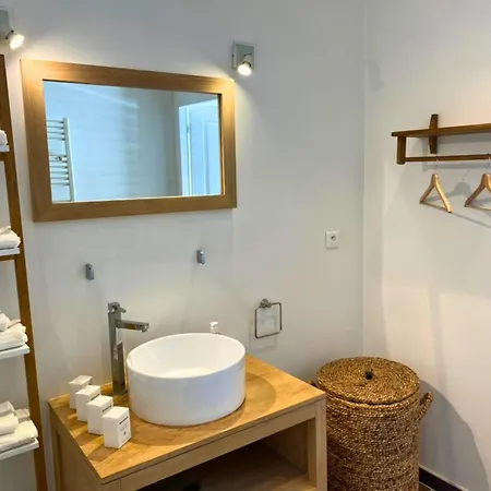 Maisonnette -2ch - 4p - Parking Privé - Sous Les Toits De *