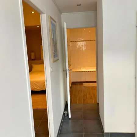 Maisonnette -2ch - 4p - Parking Privé - Sous Les Toits De Wambrechies